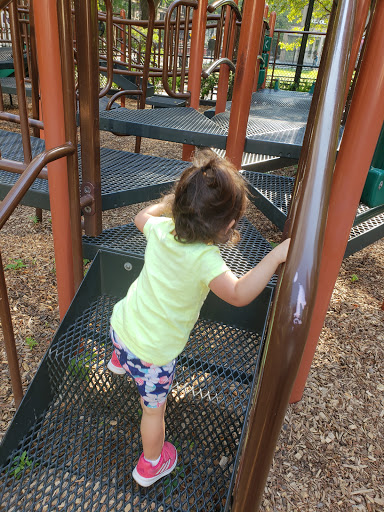 Sportswear Store «Columbia Sportswear», reviews and photos, 830 N Michigan Ave, Chicago, IL 60611, USA