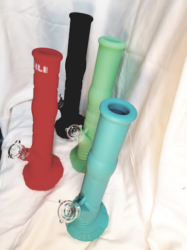 Tobacco Shop «The Smoking Gift Headquarters (Manitou Springs)», reviews and photos, 918 Manitou Ave, Manitou Springs, CO 80829, USA