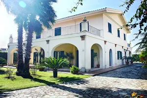 Villa Glicini image