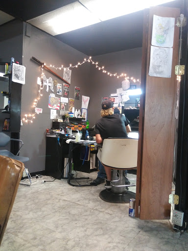 Tattoo Shop «Assassins Tattoo Shop», reviews and photos, 405 Reed Ave, Kalamazoo, MI 49001, USA