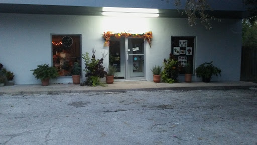 Florist «Petite Flower Shop», reviews and photos, 1501 Harry Wurzbach Rd, San Antonio, TX 78209, USA