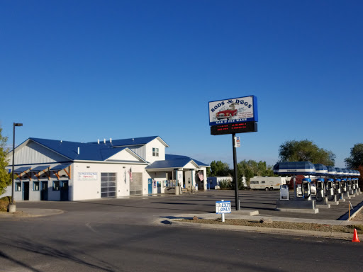 Rod's N Dogs Car Wash en Helena