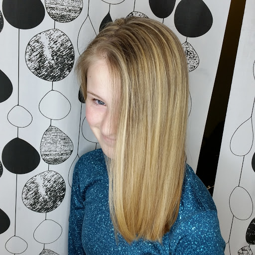 Hair Salon «Potions Salon», reviews and photos, 10355 SW Canyon Rd, Beaverton, OR 97005, USA