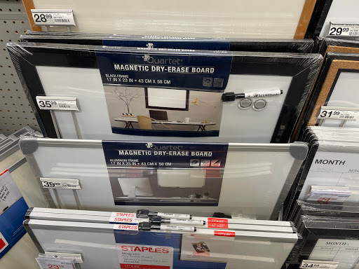 Office Supply Store «Staples», reviews and photos, 12495 Limonite Ave, Mira Loma, CA 91752, USA