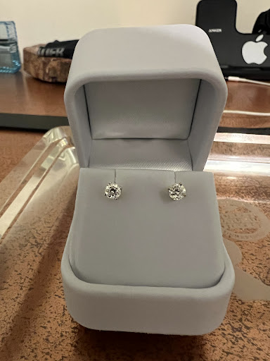 Jewelry Store «Emerald City Jewelers», reviews and photos, 7611 Brookpark Rd, Cleveland, OH 44129, USA