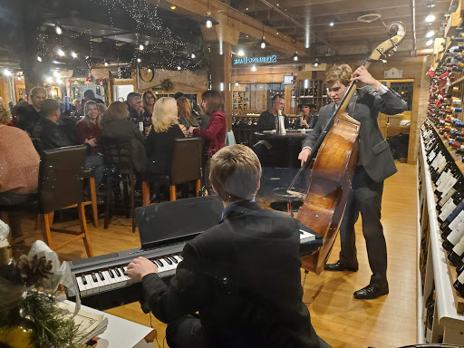 Wine Store «The Wine Exchange», reviews and photos, 1 Illinois St # 120, St Charles, IL 60174, USA