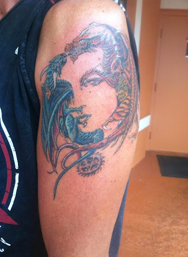 Tattoo Shop «Paradise Tattoo», reviews and photos, 2801 Estero Blvd, Fort Myers Beach, FL 33931, USA