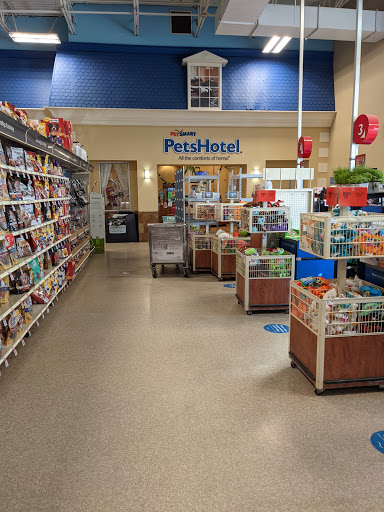 Pet Supply Store «PetSmart», reviews and photos, 400 Mill Creek Dr, Secaucus, NJ 07094, USA