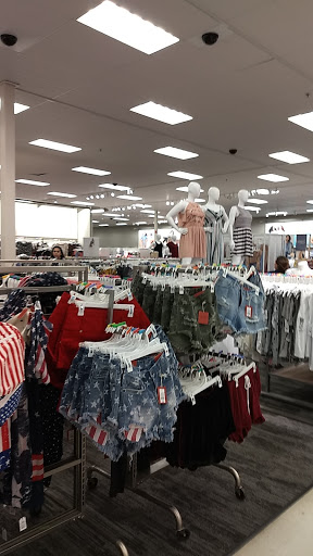 Department Store «Target», reviews and photos, 650 Brown Rd, Auburn Hills, MI 48326, USA