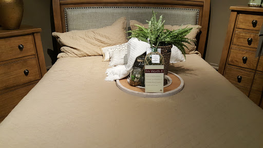 Furniture Store «Ashley HomeStore», reviews and photos, 14600 Ocean Gate Ave, Hawthorne, CA 90250, USA