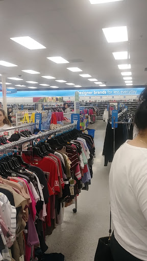 Clothing Store «Ross Dress for Less», reviews and photos, 212 Towne Center Dr, Compton, CA 90220, USA