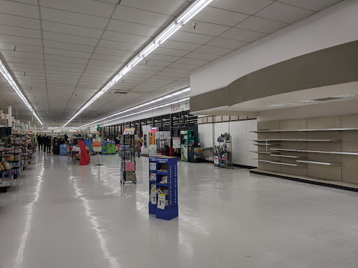 Shopping Mall «The Vineyard Shopping Center», reviews and photos, 782 W Kettleman Ln, Lodi, CA 95240, USA