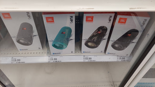 Department Store «Target», reviews and photos, 3955 E Broad St, Whitehall, OH 43213, USA