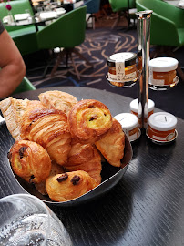 Plats et boissons du Restaurant Hôtel Vernet, Champs - Élysées à Paris - n°16