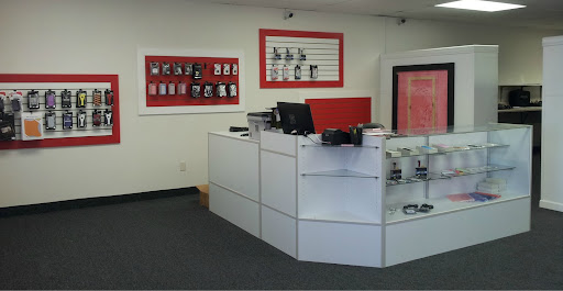 Electronics Repair Shop «A+ Cell Phone Repair», reviews and photos, 7541 Presidential Ln, Manassas, VA 20109, USA