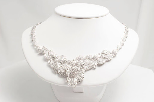 Jewelry Store «Royalty Fine Jewelers», reviews and photos, 10500 Ulmerton Rd #656, Largo, FL 33771, USA