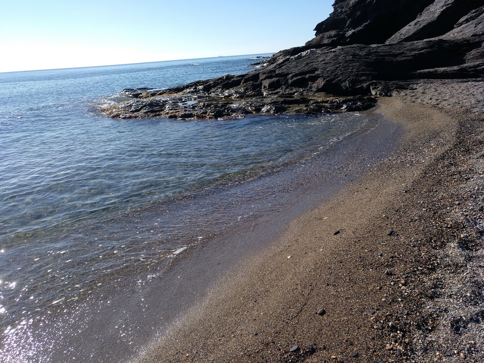 Valokuva Cala del Barcoista. puhtaustasolla keskipitkä