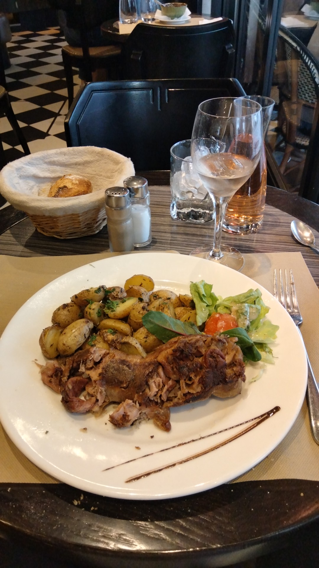 Photo n° 1 de l'avis de Judicaël.e fait le 15/08/2020 à 17:02
