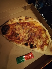 Plats et boissons du Pizzas à emporter Aux Saveurs D'Italie à Loches - n°2