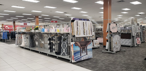 Clothing Store «Burlington Coat Factory», reviews and photos, 1350 Fitzgerald Dr, Pinole, CA 94564, USA