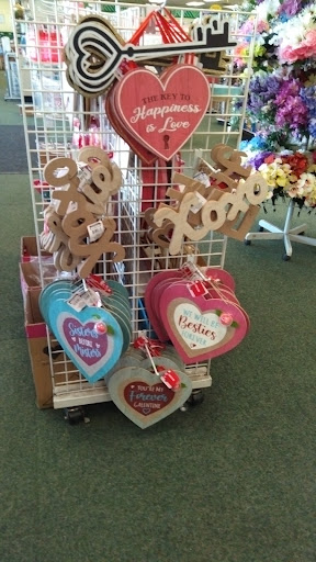 Dollar Store «Dollar Tree», reviews and photos, 266 N Telegraph Rd, Pontiac, MI 48341, USA