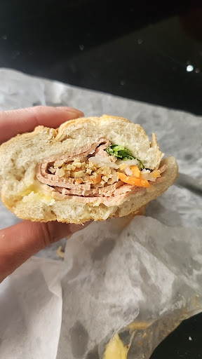 Vegan ham banh mi