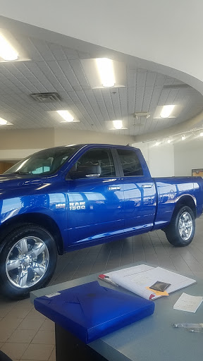 Used Car Dealer «Cornerstone Plymouth», reviews and photos, 3901 Vinewood Ln N, Plymouth, MN 55441, USA