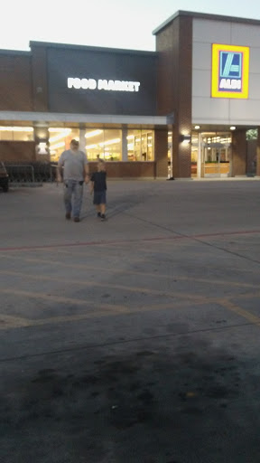 Supermarket «ALDI», reviews and photos, 3173 Denton Hwy, Haltom City, TX 76117, USA