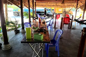 Quán ăn & Cafe Anh Ba Khía image