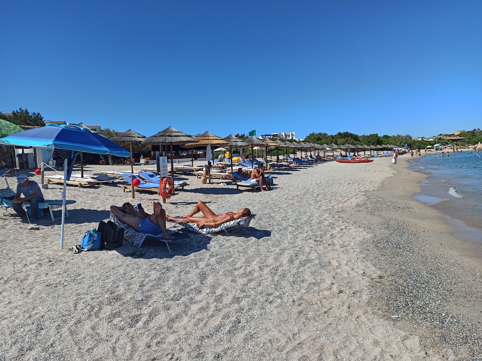 Foto van Spiaggia Del Romazzino met hoog niveau van netheid