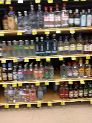 Grocery Store «Schnucks», reviews and photos, 501 Beltline Rd, Collinsville, IL 62234, USA