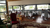 Atmosphère du Restaurant français Restaurant La Gravière à Pernes-les-Fontaines - n°2