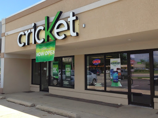 Cell Phone Store «Cricket Wireless Authorized Retailer», reviews and photos, 6211 Northwest Hwy, Crystal Lake, IL 60014, USA