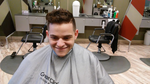 Hair Salon «Great Clips», reviews and photos, 4025 Richmond Rd e, Warrensville Heights, OH 44122, USA