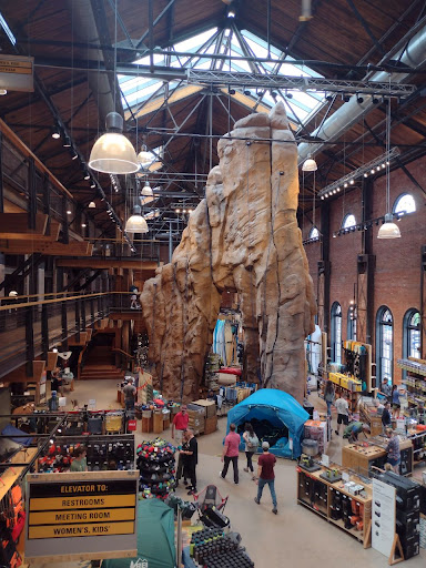 Camping Store «REI», reviews and photos, 1416 Platte St, Denver, CO 80202, USA