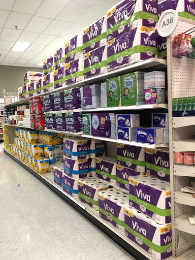 Department Store «Target», reviews and photos, 11051 Victory Blvd, North Hollywood, CA 91606, USA