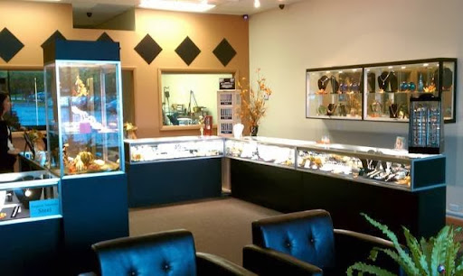 Jewelry Store «MCJ Jewelers», reviews and photos, 1006 Weiland Rd, Buffalo Grove, IL 60089, USA