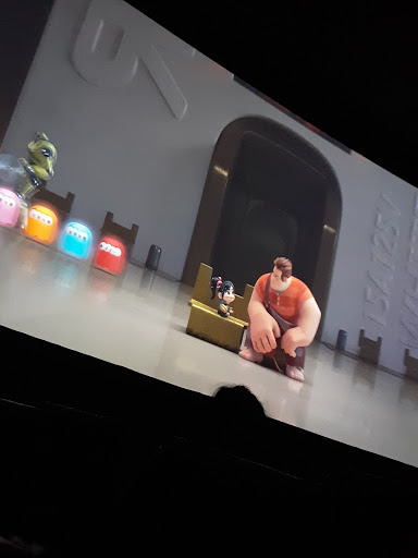 Movie Theater «AMC Holland 8», reviews and photos, 12270 James St, Holland, MI 49424, USA