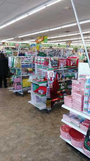 Dollar Store «Dollar Tree», reviews and photos, 759 Lynnway, Lynn, MA 01905, USA