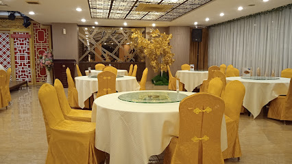 Grand Liberty Restaurant - Jl. Kol. Yos Sudarso No.A6, Silalas, Kec. Medan Bar., Kota Medan, Sumatera Utara 20234, Indonesia