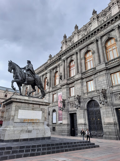 Museo Nacional De Arte (MUNAL)