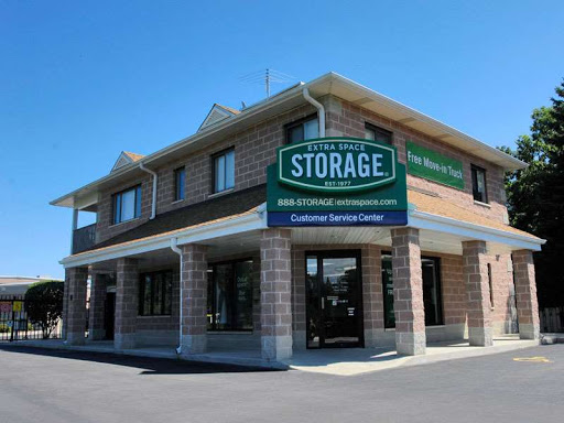 Storage Facility «Extra Space Storage», reviews and photos, 991 Milwaukee Ave, Deerfield, IL 60015, USA