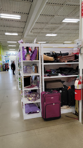 Thrift Store «Goodwill - Blaine: Ball Road NE», reviews and photos
