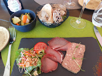Plats et boissons du Hôtel Restaurant le Pré Fillet à Molunes (Les - n°3