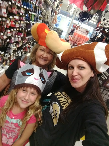 Party Store «Party City», reviews and photos