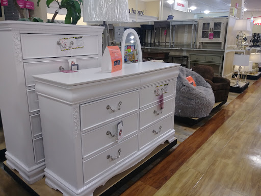 Department Store «HomeGoods», reviews and photos, 11100 W Burleigh St #140, Wauwatosa, WI 53222, USA