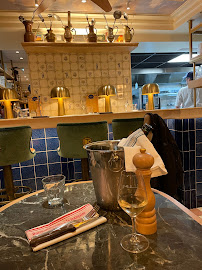 Atmosphère du Restaurant Brasserie Charlie à Neuilly-sur-Seine - n°6