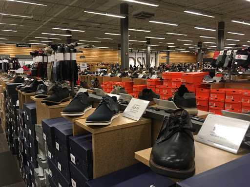 Shoe Store «DSW Designer Shoe Warehouse», reviews and photos, 2550 Solomons Island Rd, Annapolis, MD 21401, USA