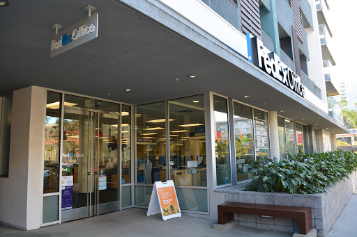 Print Shop «FedEx Office Print & Ship Center», reviews and photos, 13488 Maxella Ave Suite 300, Marina Del Rey, CA 90292, USA