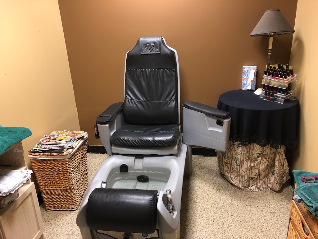 Dillard's Salon & Spa at Volusia Mall / Aveda Daytona Beach, FL 32114